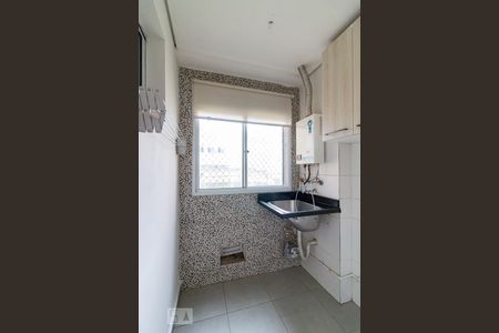 Apartamento à venda com 64m², 3 quartos e 1 vagaÁrea de serviço