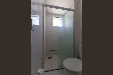 Banheiro de apartamento para alugar com 2 quartos, 60m² em Residencial Granville, Goiânia