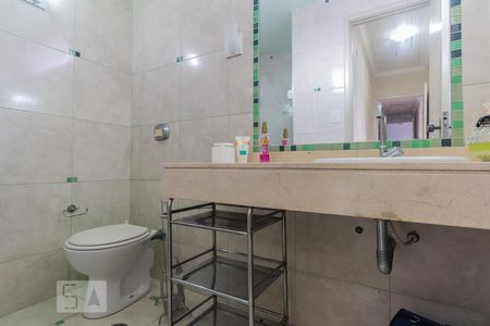 Apartamento à venda com 119m², 3 quartos e 2 vagasBanheiro - Suíte