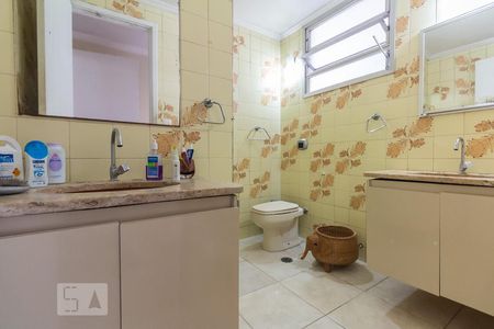 Apartamento à venda com 119m², 3 quartos e 2 vagasBanheiro
