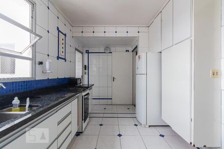 Apartamento à venda com 119m², 3 quartos e 2 vagasCozinha