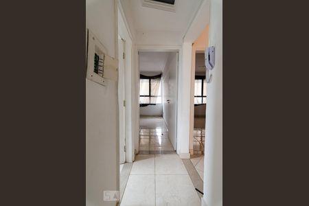 Apartamento para alugar com 80m², 2 quartos e sem vagaCorredor