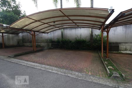 Casa de condomínio para alugar com 240m², 3 quartos e 3 vagasGaragem