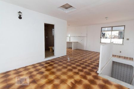 Casa à venda com 140m², 4 quartos e 1 vaga Casa à venda com 140m², 4 quartos e 1 vagaÁrea terraço