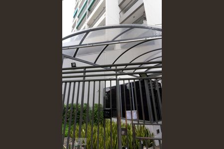 Studio à venda com 20m², 1 quarto e sem vaga Studio à venda com 20m², 1 quarto e sem vagaFachada