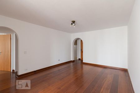 Apartamento para alugar com 75m², 2 quartos e 1 vaga Apartamento para alugar com 75m², 2 quartos e 1 vagaSala