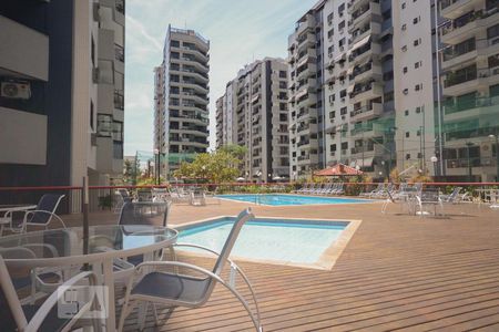 Apartamento para alugar com 76m², 2 quartos e 1 vagaPiscina