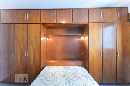 Apartamento para alugar com 76m², 2 quartos e 1 vagaSuíte