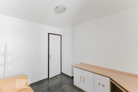 Apartamento para alugar com 76m², 2 quartos e 1 vagaQuarto 1
