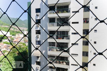 Apartamento para alugar com 76m², 2 quartos e 1 vagaVista suíte