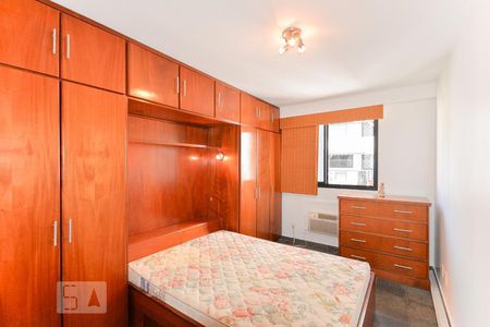 Apartamento para alugar com 76m², 2 quartos e 1 vagaSuíte