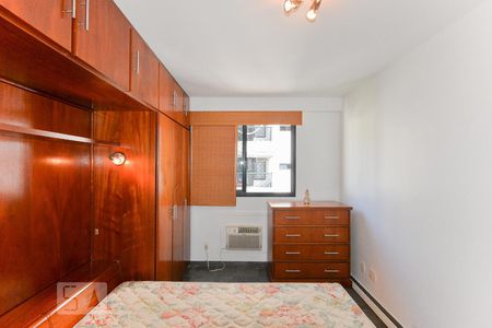 Apartamento para alugar com 76m², 2 quartos e 1 vagaSuíte