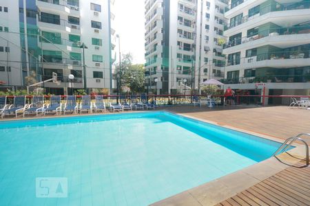 Apartamento para alugar com 76m², 2 quartos e 1 vagaPiscina