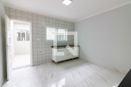 Cozinha de casa para alugar com 3 quartos, 120m² em Parque Colonial, São Paulo