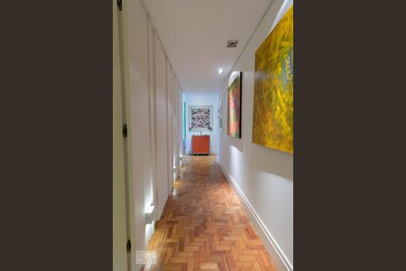 Corredor de apartamento para alugar com 3 quartos, 175m² em Jardim Paulista, São Paulo