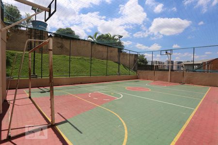 Apartamento para alugar com 74m², 2 quartos e 1 vagaQuadra Poliesportiva