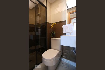 Apartamento para alugar com 74m², 2 quartos e 1 vagaBanheiro 