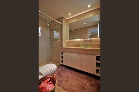 Apartamento à venda com 141m², 3 quartos e 2 vagasBanheiro da suíte 1