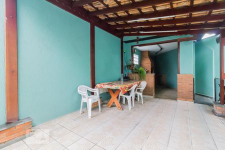Área da churrasqueira de casa para alugar com 2 quartos, 280m² em Jardim Santa Francisca, Guarulhos