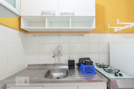 cozinha de kitnet/studio para alugar com 1 quarto, 30m² em Consolação, São Paulo