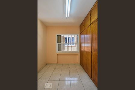 Casa para alugar com 150m², 3 quartos e 2 vagasQuarto 01