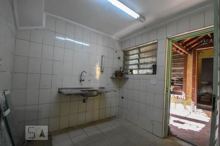 Casa para alugar com 150m², 3 quartos e 2 vagasCozinha