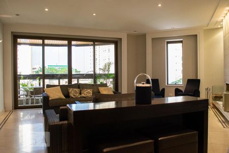 SALA de apartamento para alugar com 3 quartos, 205m² em Santana, São Paulo