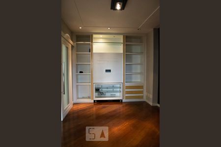 SALA TV de apartamento para alugar com 3 quartos, 205m² em Santana, São Paulo