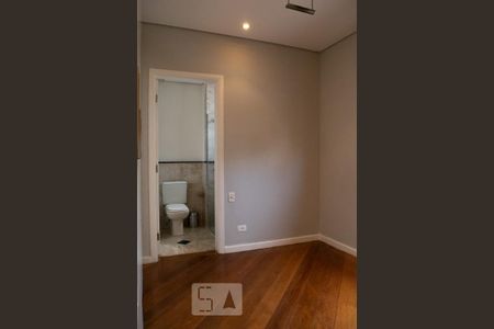 Apartamento para alugar com 205m², 3 quartos e 3 vagas Apartamento para alugar com 205m², 3 quartos e 3 vagasQUARTO SUITE 2