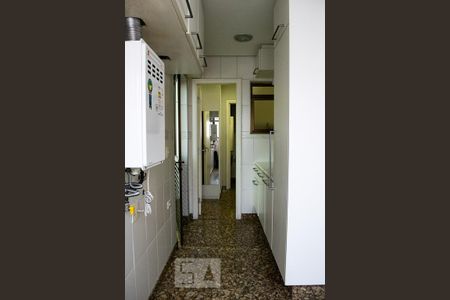 Apartamento para alugar com 205m², 3 quartos e 3 vagas Apartamento para alugar com 205m², 3 quartos e 3 vagasÁREA DE SERVIÇO