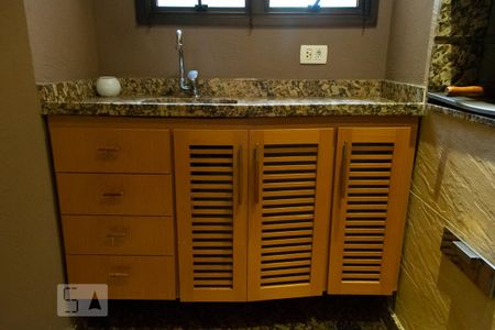 Apartamento para alugar com 205m², 3 quartos e 3 vagas Apartamento para alugar com 205m², 3 quartos e 3 vagasCHURRASQUEIRA PRIVATIVA
