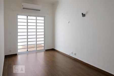 Apartamento para alugar com 75m², 2 quartos e sem vagaSala