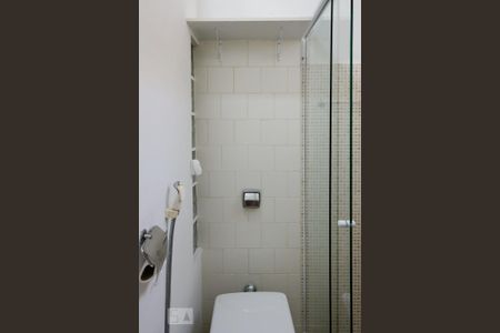Apartamento à venda com 75m², 2 quartos e sem vaga Apartamento à venda com 75m², 2 quartos e sem vagaBanheiro da Suíte