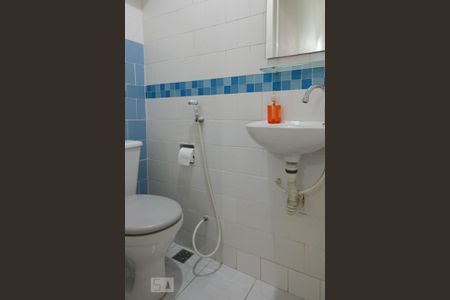 Apartamento à venda com 75m², 2 quartos e sem vaga Apartamento à venda com 75m², 2 quartos e sem vagaLavabo