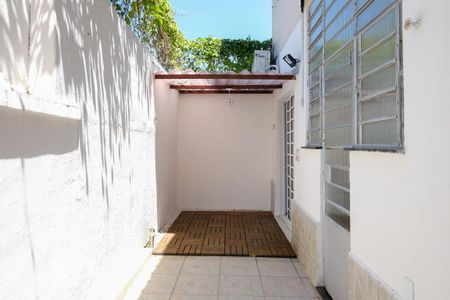 Apartamento à venda com 75m², 2 quartos e sem vaga Apartamento à venda com 75m², 2 quartos e sem vagaÁrea externa