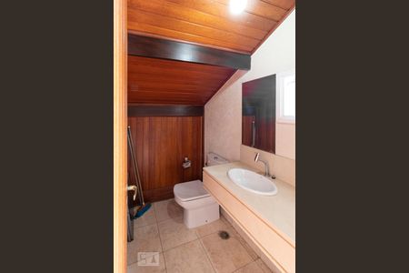 Casa para alugar com 360m², 4 quartos e 4 vagas Casa para alugar com 360m², 4 quartos e 4 vagasLavabo Terceiro Andar