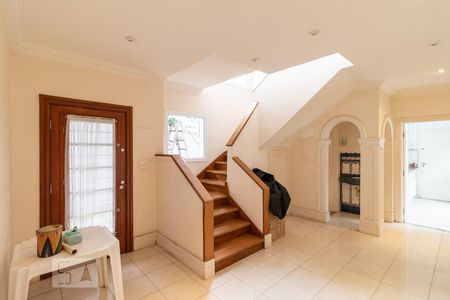 Casa para alugar com 360m², 4 quartos e 4 vagas Casa para alugar com 360m², 4 quartos e 4 vagasSala 4