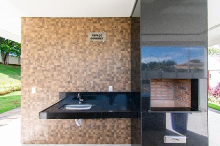 Apartamento para alugar com 44m², 2 quartos e 1 vaga Apartamento para alugar com 44m², 2 quartos e 1 vagaÁrea de churrasco