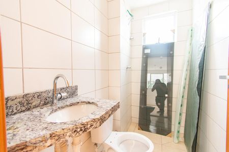 Apartamento para alugar com 44m², 2 quartos e 1 vaga Apartamento para alugar com 44m², 2 quartos e 1 vagaBanheiro
