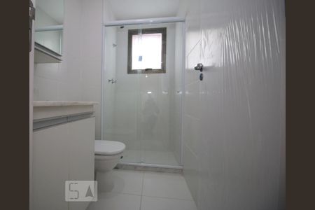 Banheiro da Suite de apartamento para alugar com 3 quartos, 130m² em Jacarepaguá, Rio de Janeiro