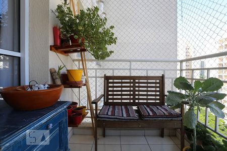 Sacada de apartamento para alugar com 2 quartos, 51m² em Vila Butantã, São Paulo