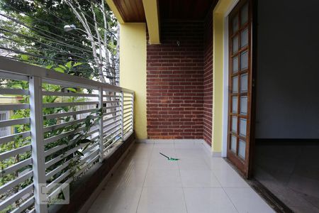 Sacada de casa para alugar com 3 quartos, 300m² em Cidade das Flores, Osasco