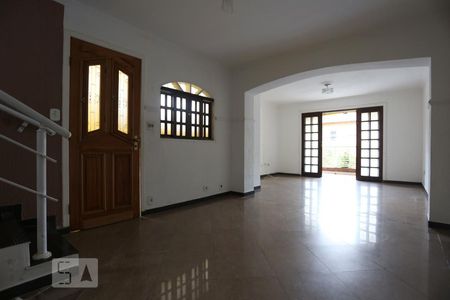 Sala de casa para alugar com 3 quartos, 300m² em Cidade das Flores, Osasco