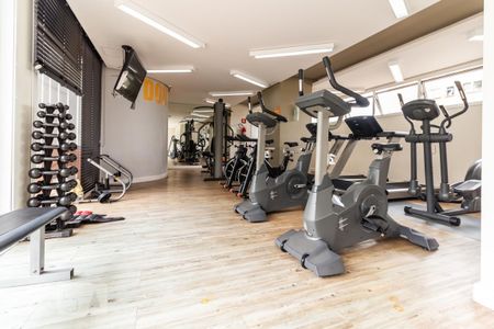 Área Comum: Academia de apartamento para alugar com 2 quartos, 62m² em Alphaville, Barueri