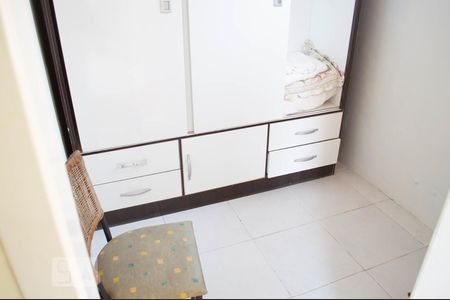 quarto de casa à venda com 3 quartos, 100m² em Menino Deus, Porto Alegre