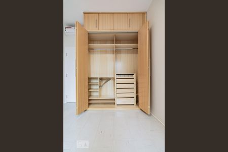 Apartamento para alugar com 140m², 2 quartos e 1 vagaquarto