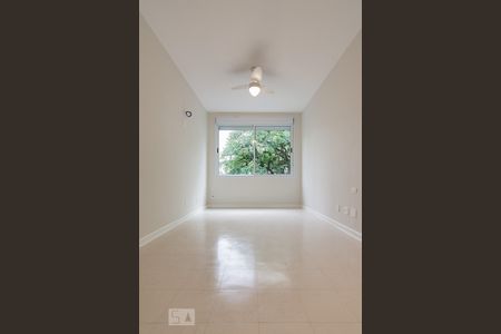 Apartamento para alugar com 140m², 2 quartos e 1 vagaquarto principal