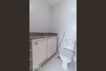 Apartamento para alugar com 68m², 2 quartos e 1 vaga Apartamento para alugar com 68m², 2 quartos e 1 vagaBanheiro Quarto 02 (Suíte)
