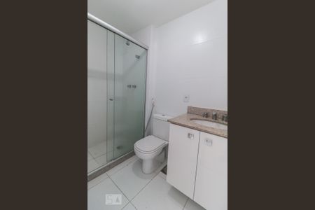Banheiro Social de apartamento para alugar com 2 quartos, 68m² em Jacarepaguá, Rio de Janeiro