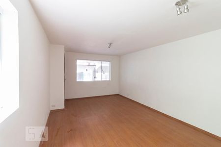 Sala de casa para alugar com 3 quartos, 180m² em Jardim Aeroporto, São Paulo